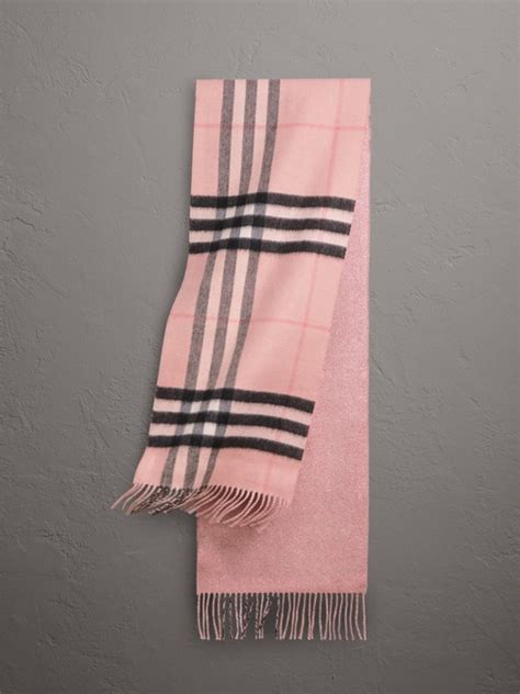 sciarpa burberry donna rosa|sciarpa burberry usata.